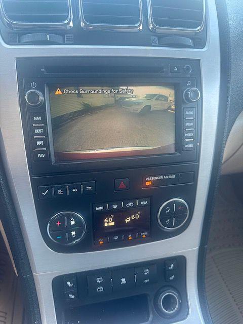 GMC Acadia  2010