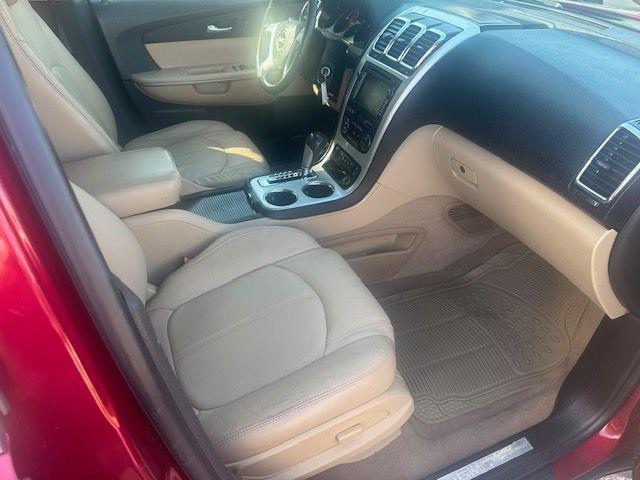 GMC Acadia  2010