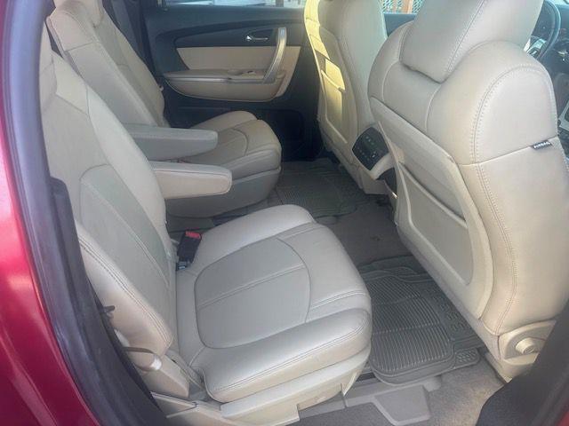 GMC Acadia  2010