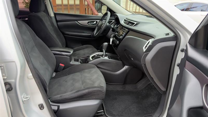 Nissan Rogue  2016