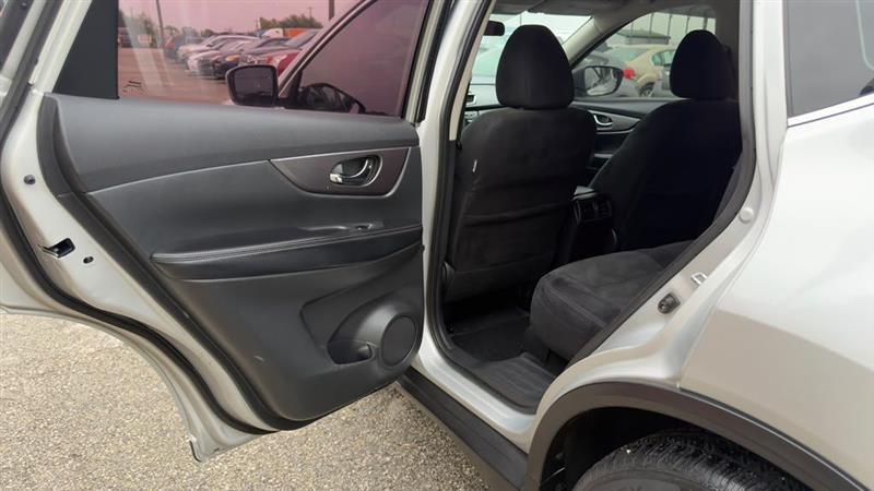 Nissan Rogue  2016