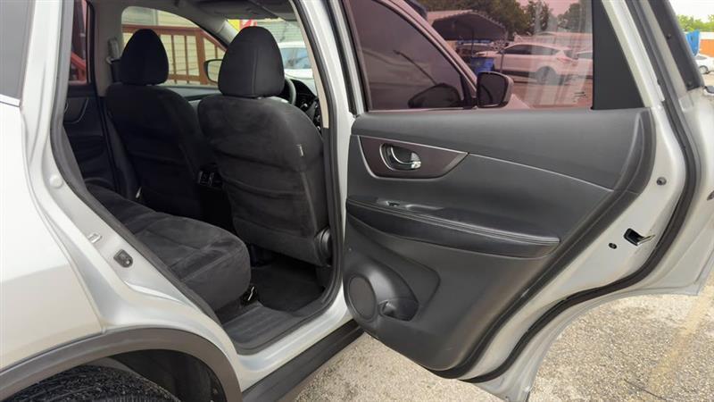 Nissan Rogue  2016