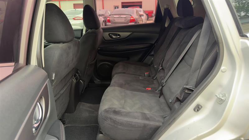 Nissan Rogue  2016