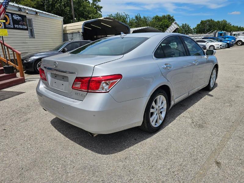 Lexus ES 350  2011