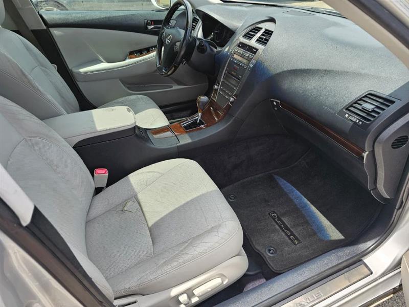 Lexus ES 350  2011