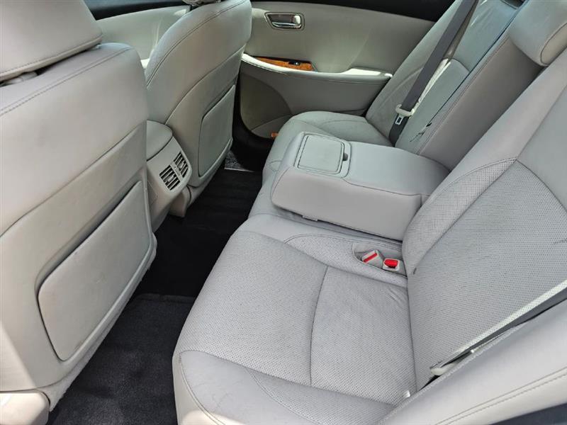 Lexus ES 350  2011