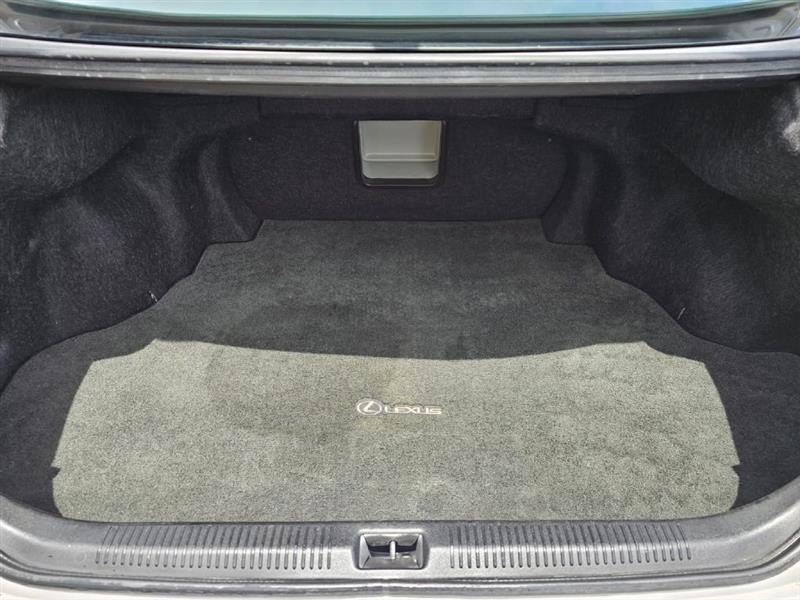 Lexus ES 350  2011
