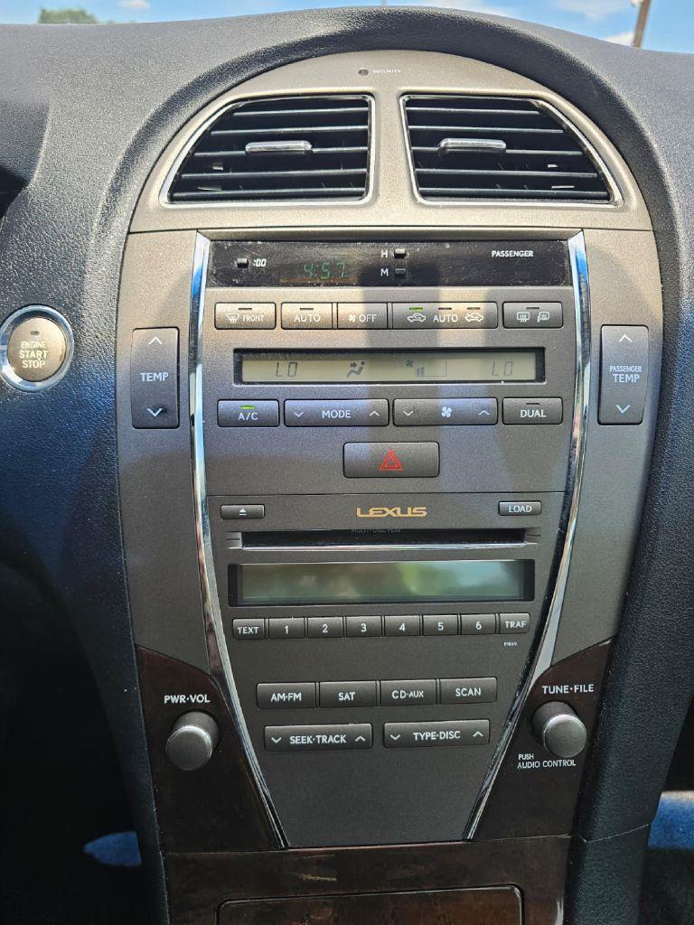 Lexus ES 350  2011