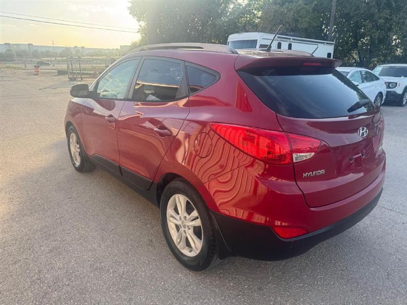 Hyundai Tucson  2011