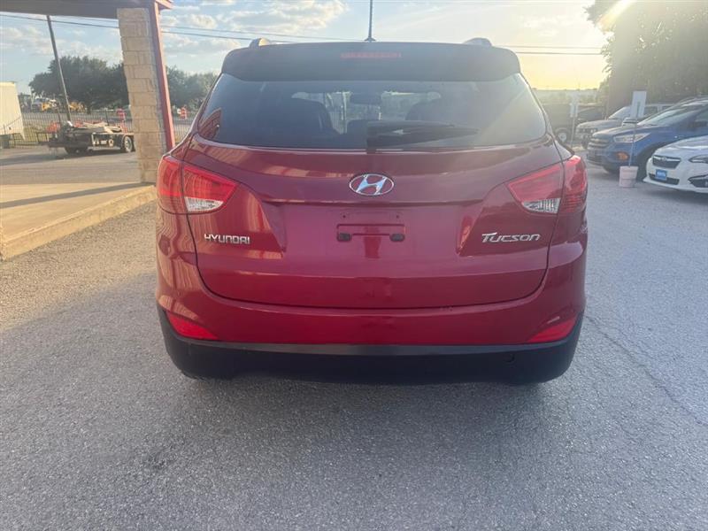 Hyundai Tucson  2011