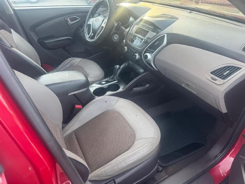 Hyundai Tucson  2011