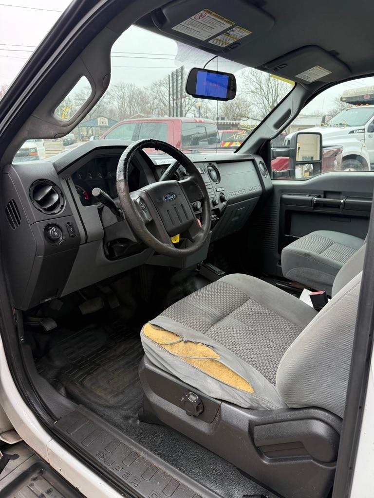 Ford F-450 SD Regular Cab DRW 2WD 2012