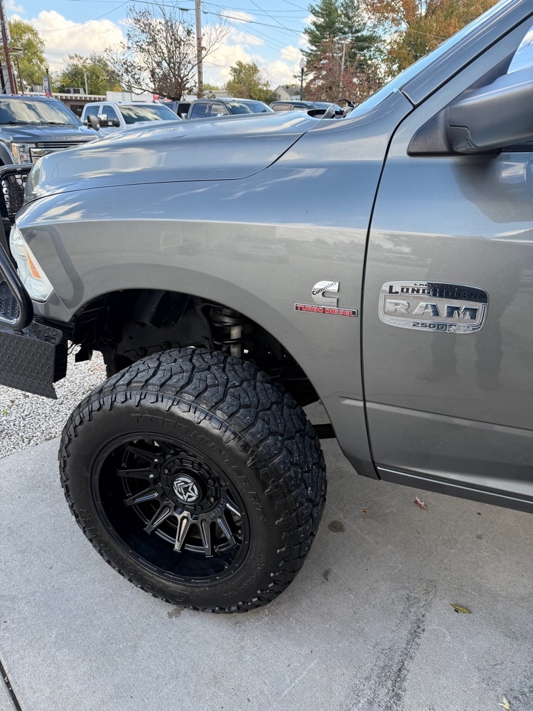 RAM 2500 Laramie Longhorn Edition Crew Cab LWB 4WD 2013 RAM 2500 Laramie Longhorn Edition Crew Cab LWB 4WD 2013