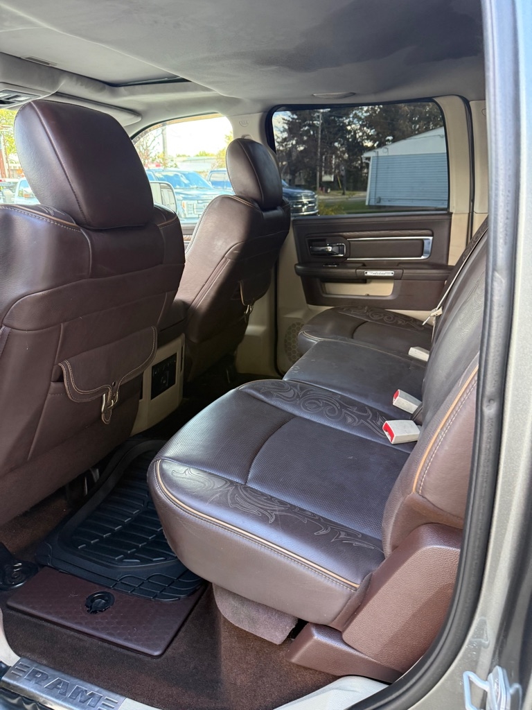 RAM 2500 Laramie Longhorn Edition Crew Cab LWB 4WD 2013 RAM 2500 Laramie Longhorn Edition Crew Cab LWB 4WD 2013