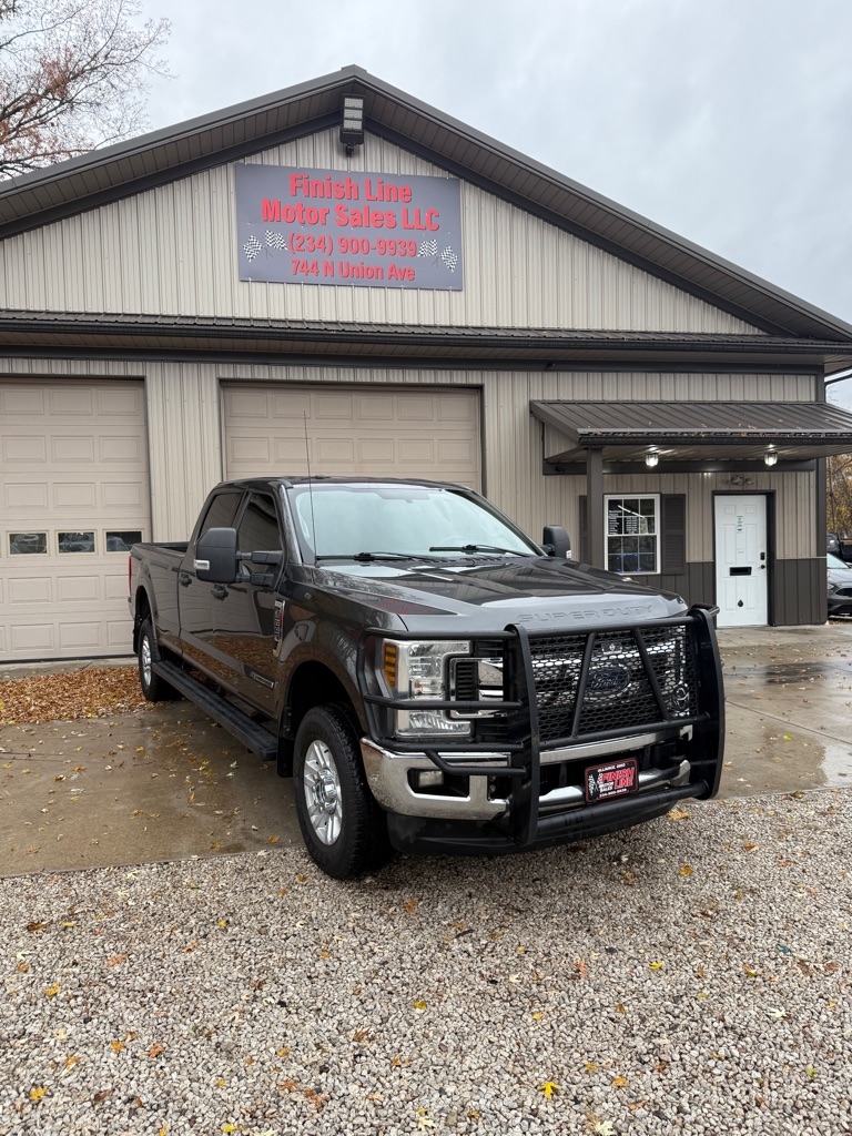 Ford F-250 SD XLT Crew Cab Long Bed 4WD 2018
