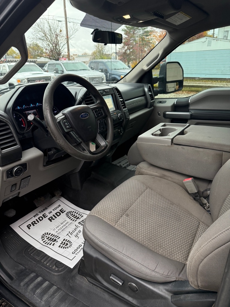 Ford F-250 SD XLT Crew Cab Long Bed 4WD 2018