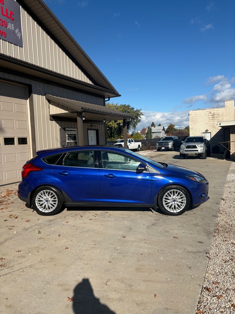 Ford Focus Titanium Hatch 2013 Ford Focus Titanium Hatch 2013