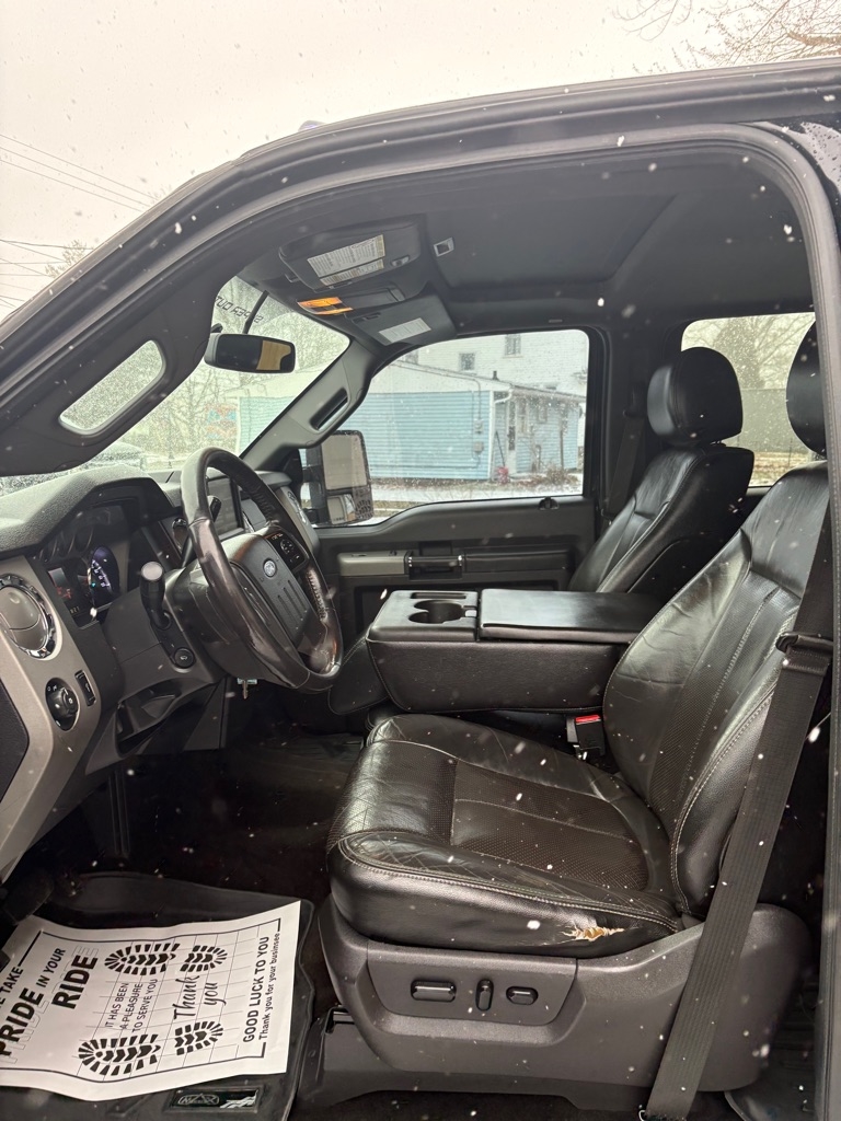 Ford F-350 SD King Ranch Crew Cab 4WD 2014