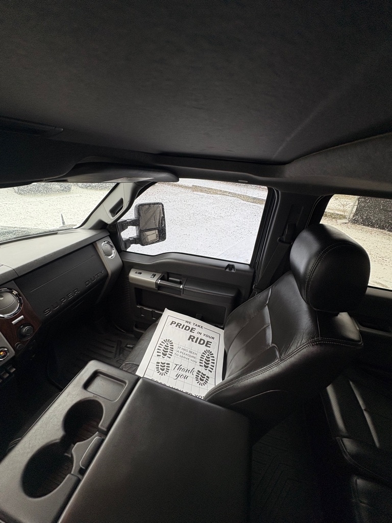 Ford F-350 SD King Ranch Crew Cab 4WD 2014