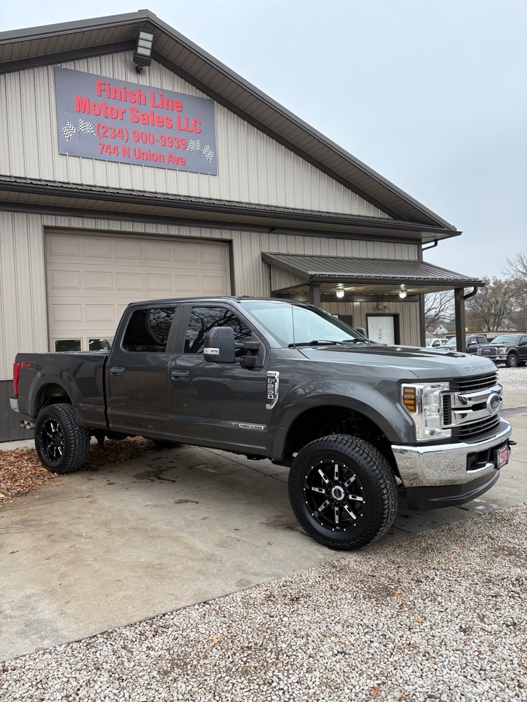 2019 Ford F-250 King Ranch photo 2
