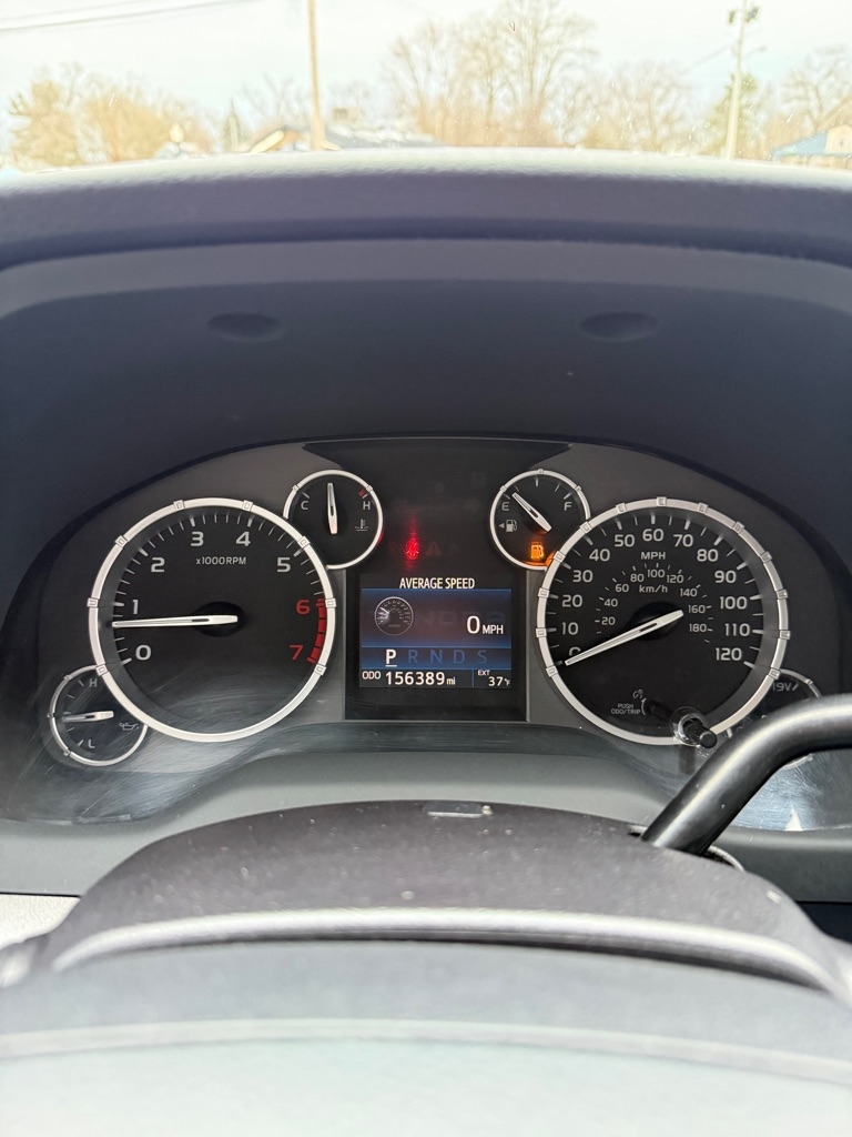 Toyota Tundra SR5 5.7L V8 Double Cab 4WD 2017