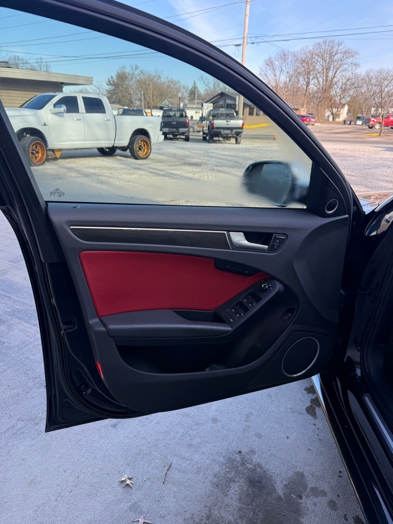 Audi S4 Sedan quattro 2010