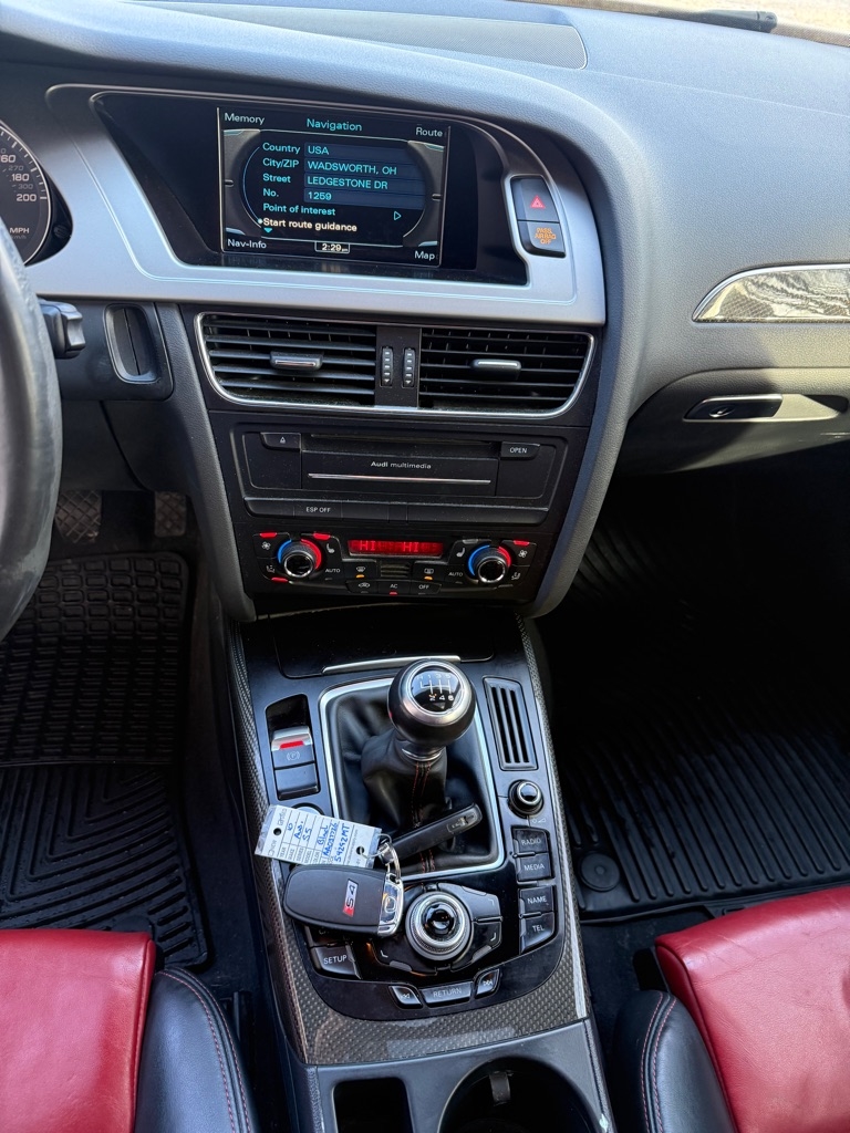 Audi S4 Sedan quattro 2010