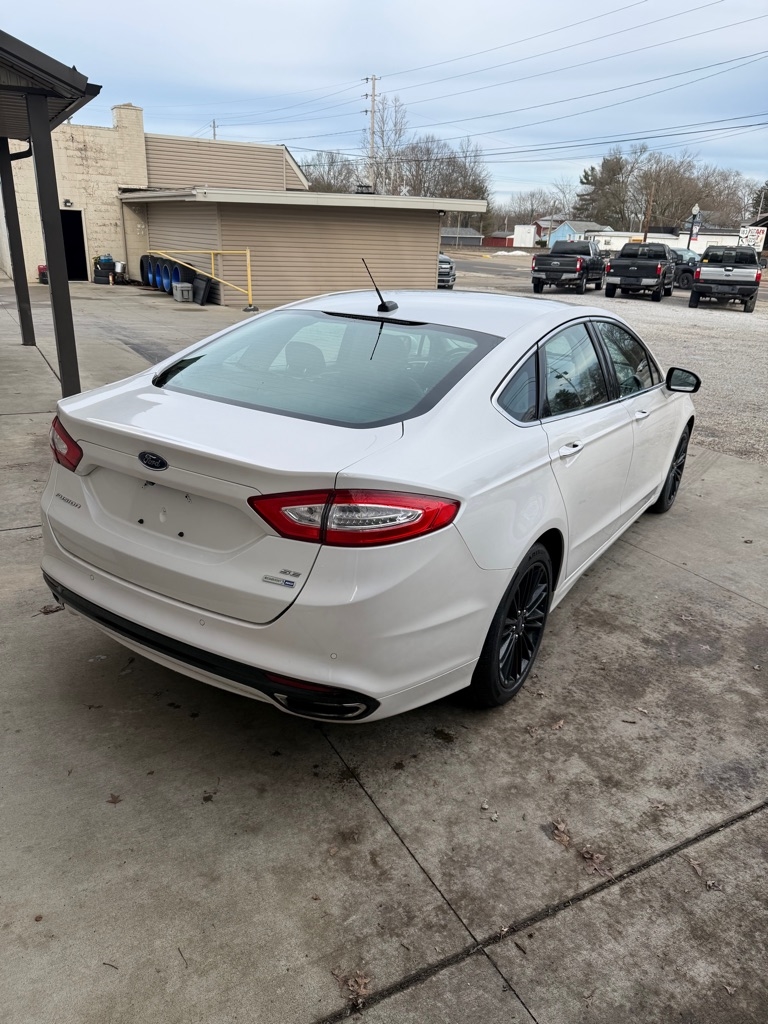 Ford Fusion SE AWD 2016