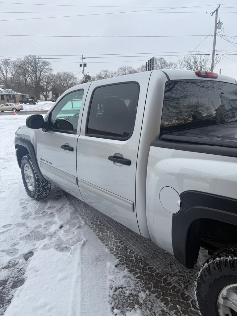 Chevrolet Silverado 1500 LT Crew Cab 4WD 2012