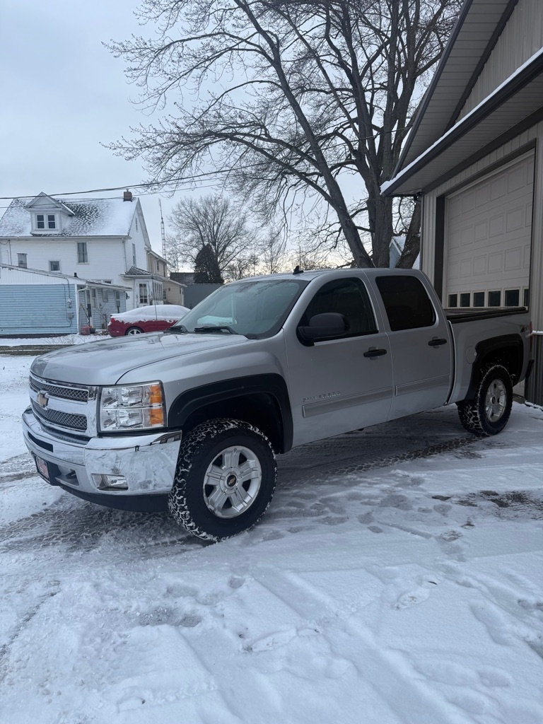 Chevrolet Silverado 1500 LT Crew Cab 4WD 2012