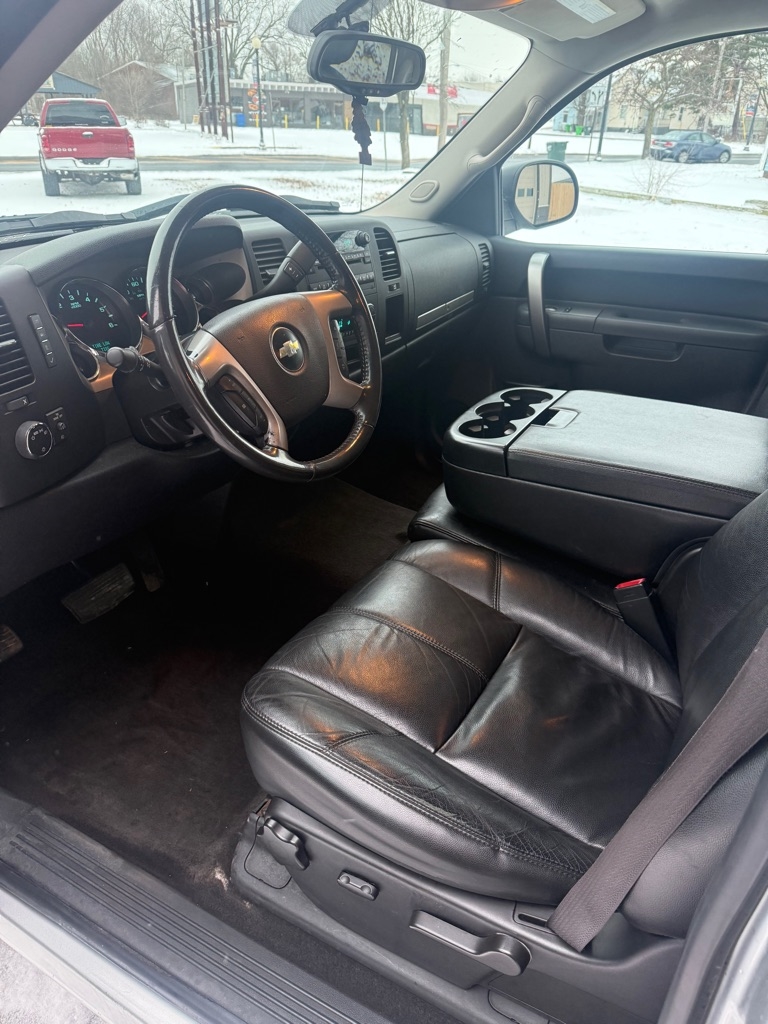 Chevrolet Silverado 1500 LT Crew Cab 4WD 2012