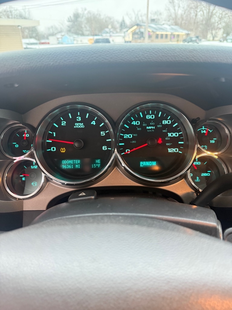 Chevrolet Silverado 1500 LT Crew Cab 4WD 2012