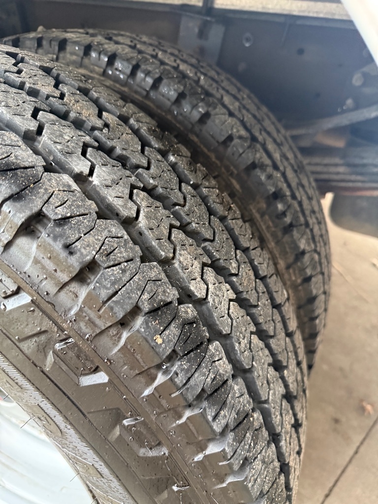 GMC Sierra 3500HD Pro Crew Cab 4WD SB 2022