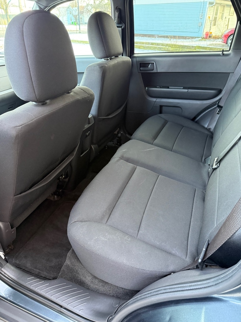 Ford Escape XLT 4WD V6 2009