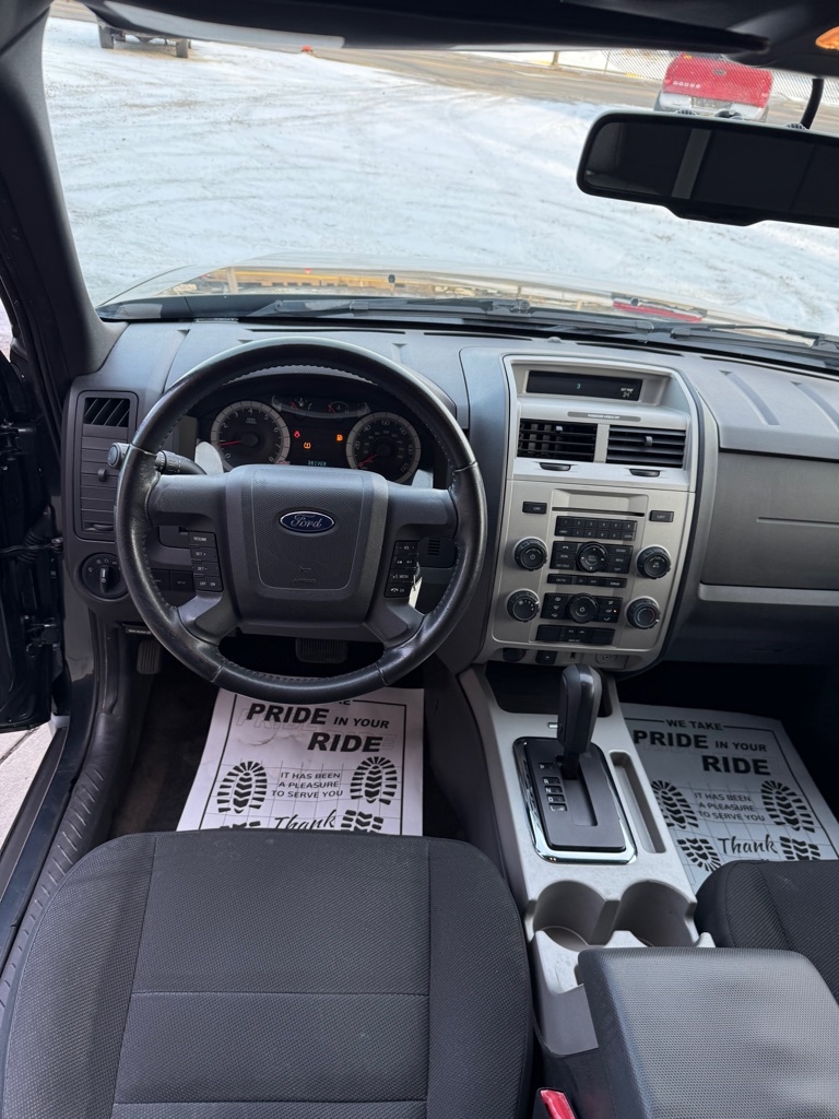 Ford Escape XLT 4WD V6 2009