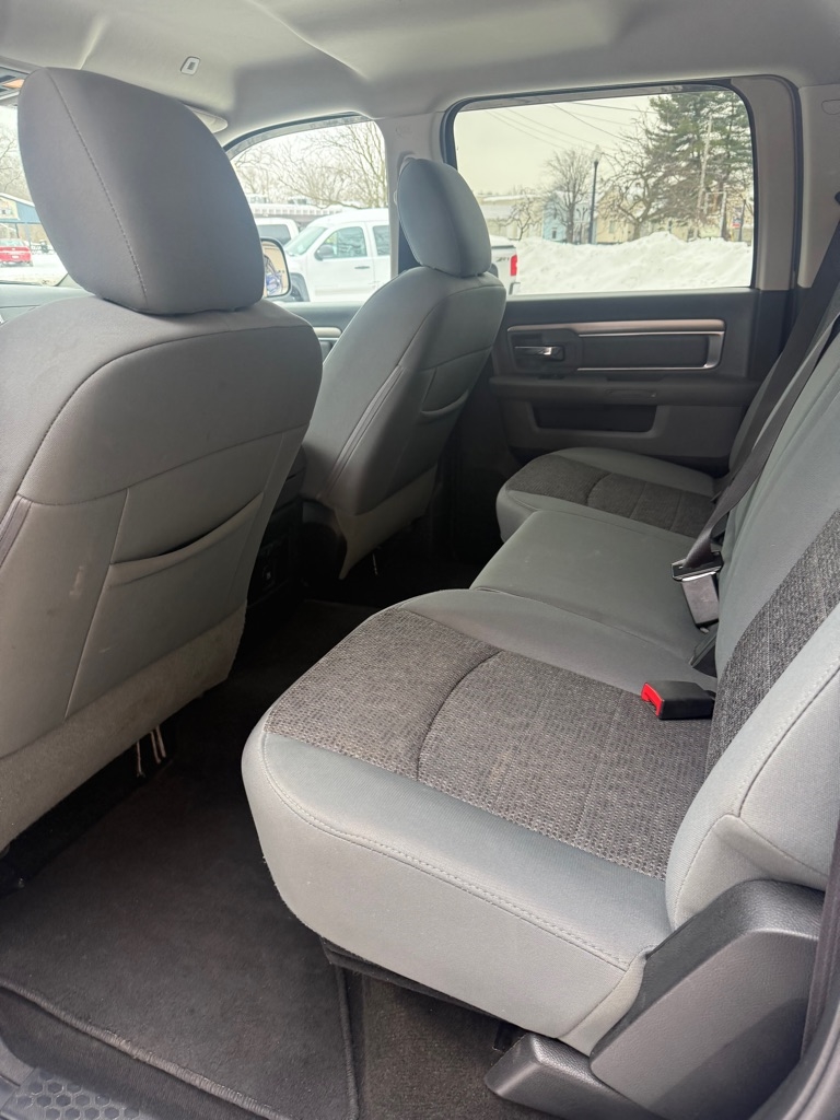 RAM 2500 SLT Crew Cab SWB 4WD 2017