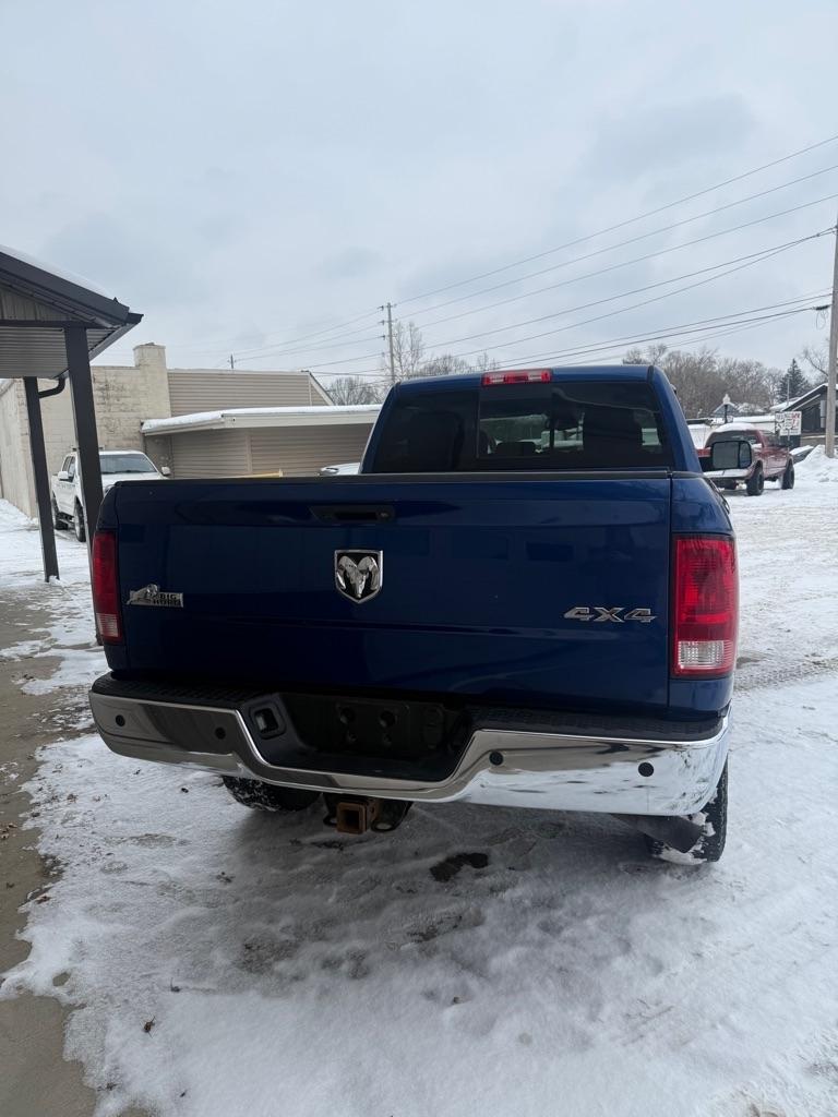 RAM 2500 SLT Crew Cab SWB 4WD 2017