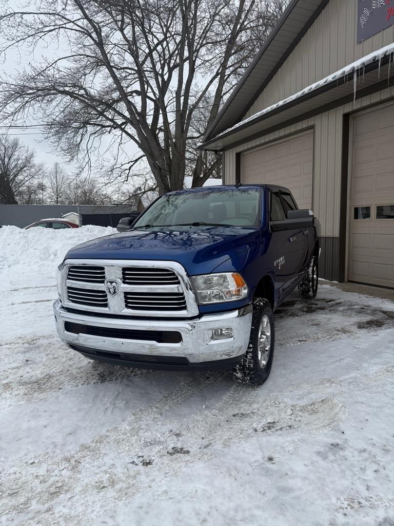 RAM 2500 SLT Crew Cab SWB 4WD 2017