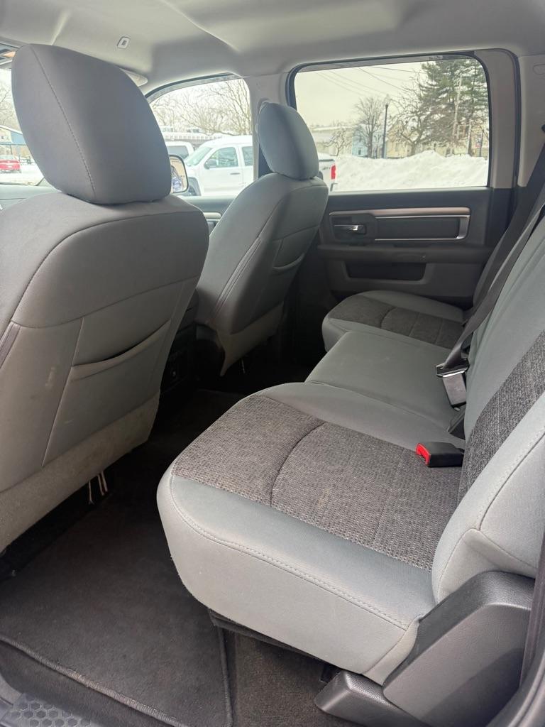 RAM 2500 SLT Crew Cab SWB 4WD 2017