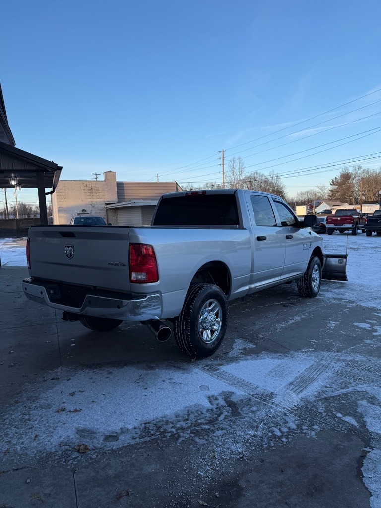RAM 2500 Tradesman Crew Cab SWB 4WD 2016