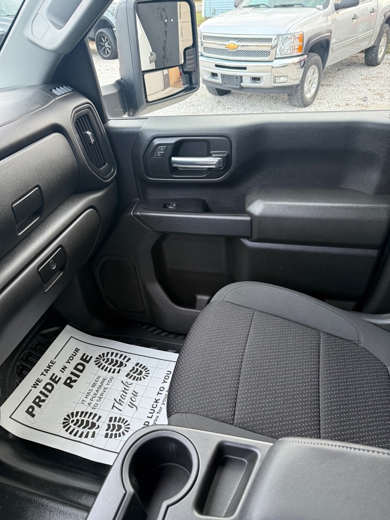 GMC Sierra 3500HD Pro Crew Cab 4WD SB 2022