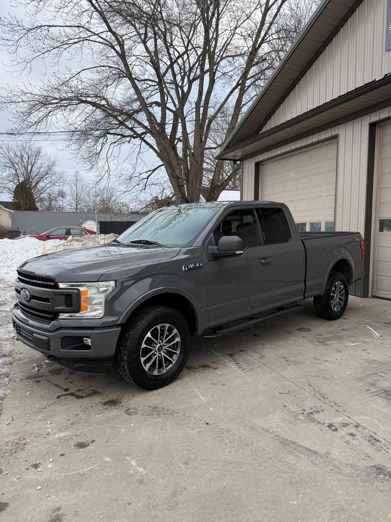 Ford F-150 XL SuperCab 8-ft. Bed 4WD 2020