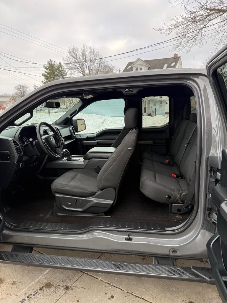 Ford F-150 XL SuperCab 8-ft. Bed 4WD 2020