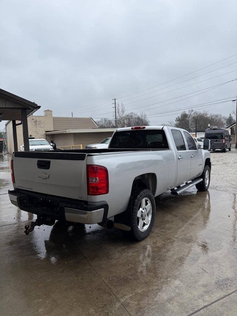 Chevrolet Silverado 2500HD LT Crew Cab 4WD 2013