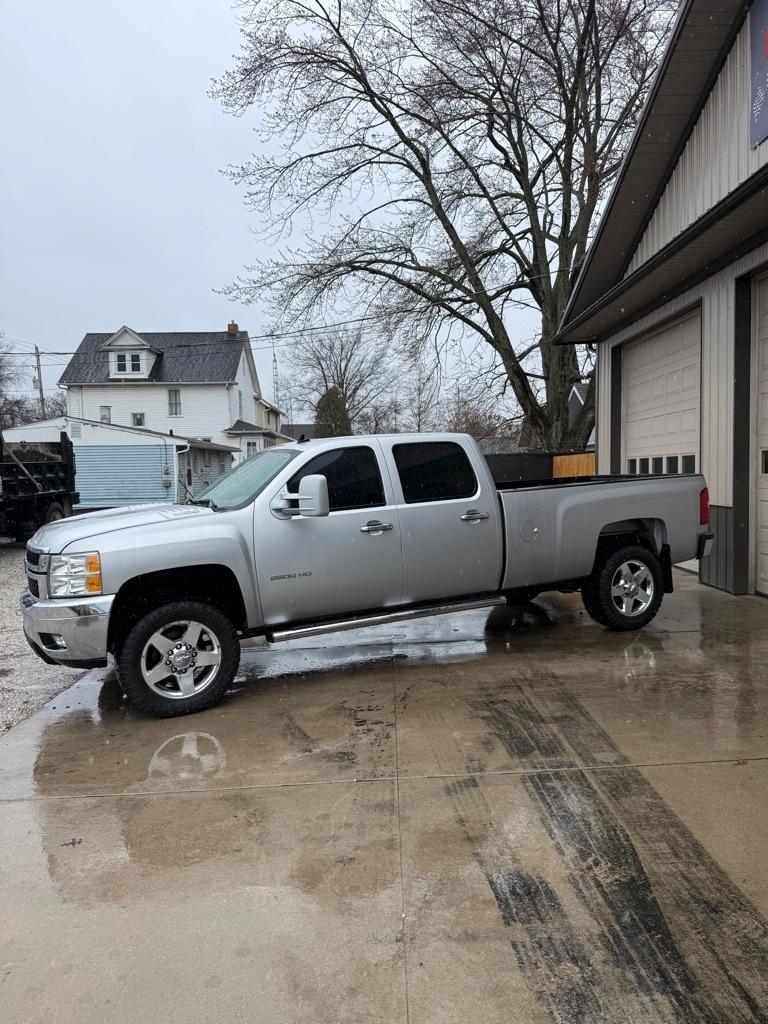 Chevrolet Silverado 2500HD LT Crew Cab 4WD 2013