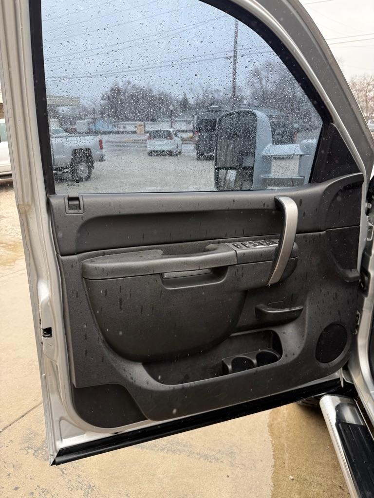 Chevrolet Silverado 2500HD LT Crew Cab 4WD 2013