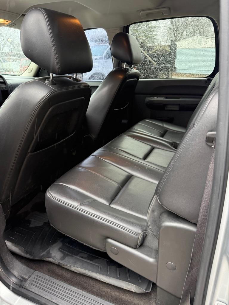 Chevrolet Silverado 2500HD LT Crew Cab 4WD 2013