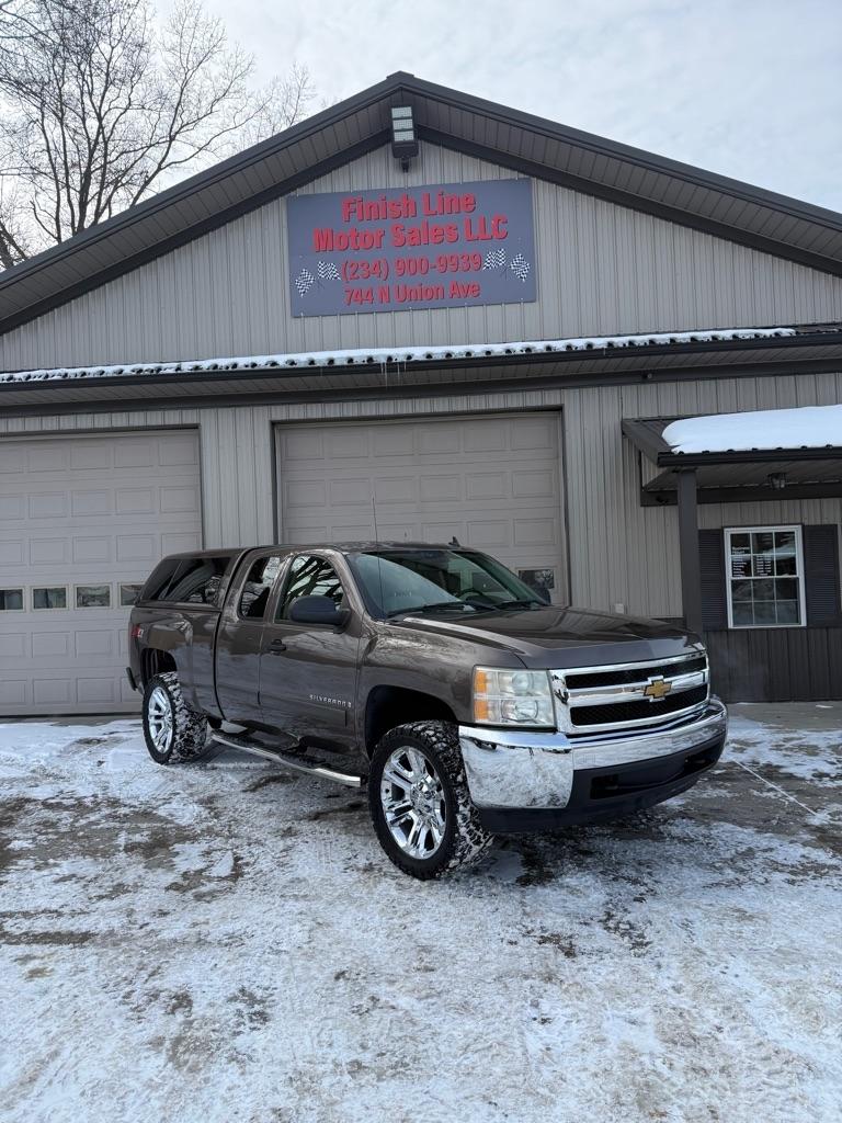 2007 Chevrolet Silverado 1500 Work Truck Ext. Cab Short Box 4WD