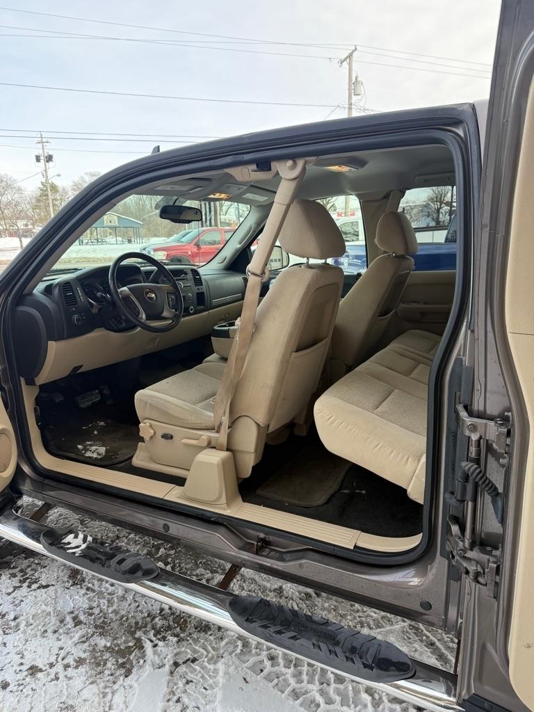 Chevrolet Silverado 1500 Work Truck Ext. Cab Short Box 4WD 2007