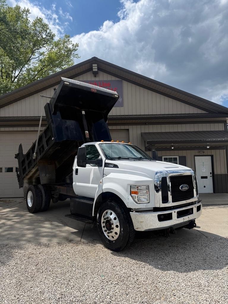 2017 Ford F-750 Regular Cab 2WD DRW